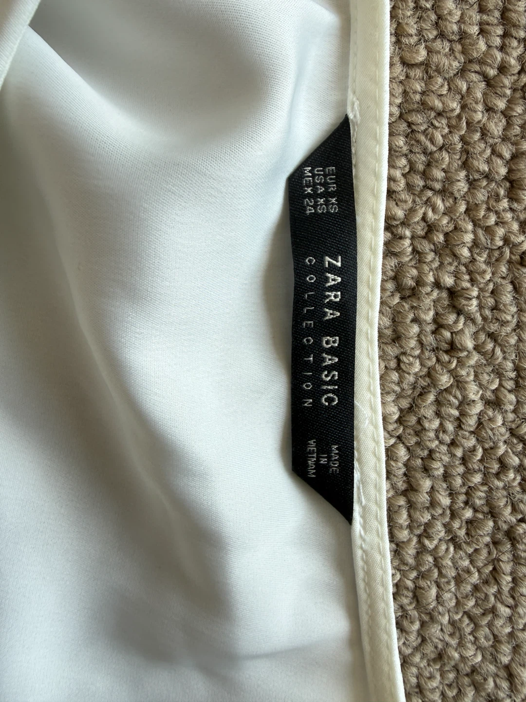 Zara Basic White Sleeveless Top - Size XS - photo 4