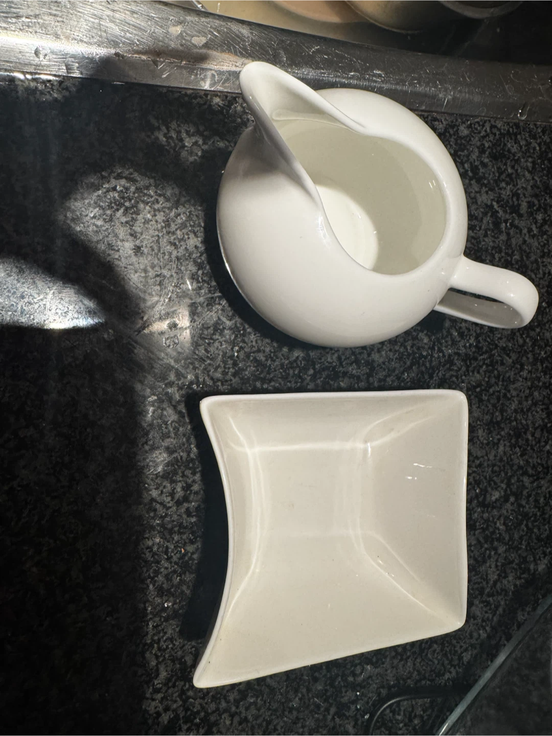 White Ceramic Gravy Boat and Square Dish Set