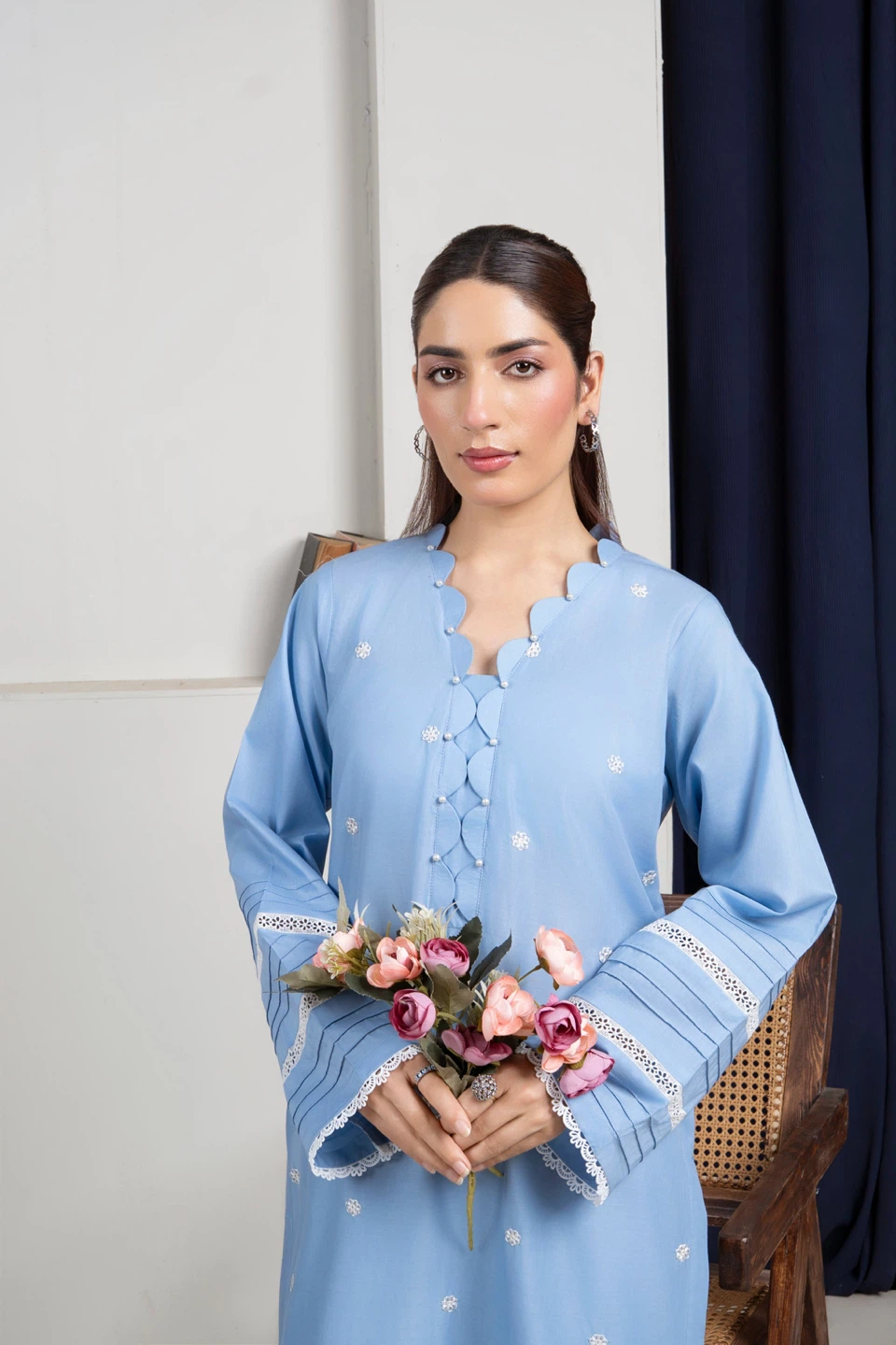 Sky-Blue Embroidered Kurti with Pants (2Pc) - photo 2