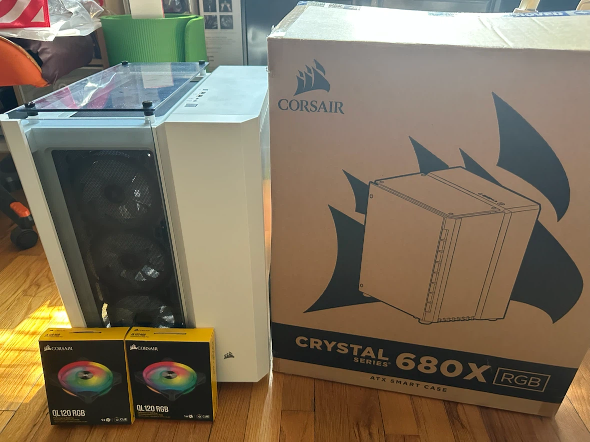 CORSAIR Crystal 680X RGB Computer Case - White