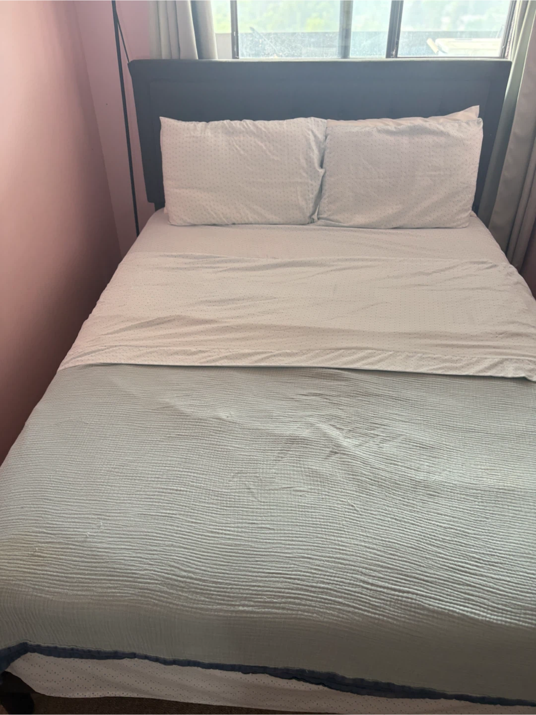 Grey Tufted Headboard Bed Frame - photo 4