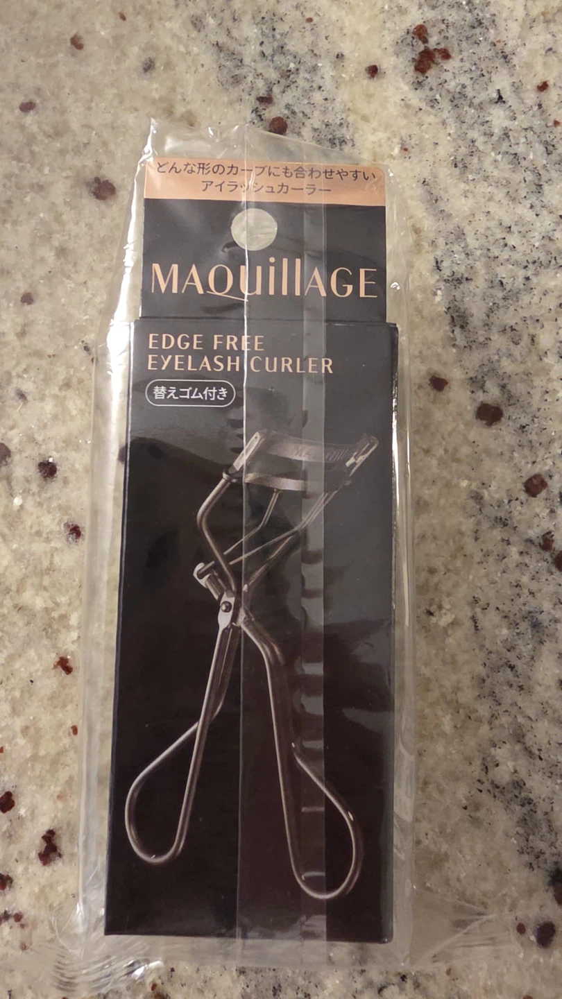MAQuillAGE Edge Free Eyelash Curler