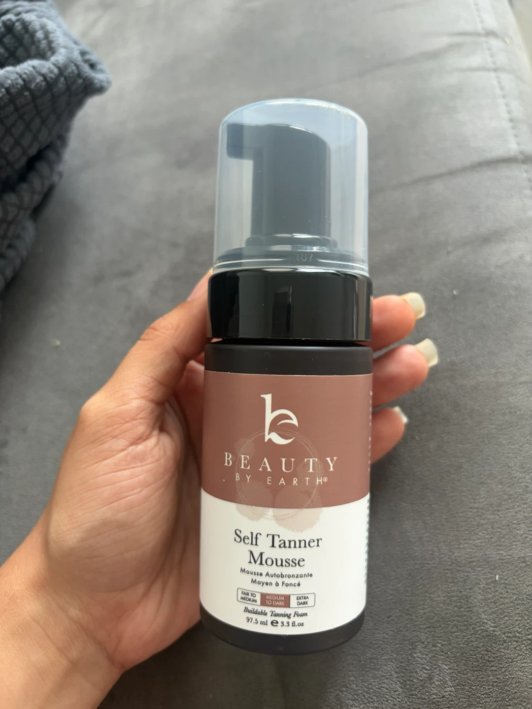 Beauty by Earth Self Tanner Mousse 3.3 fl. oz - photo 2