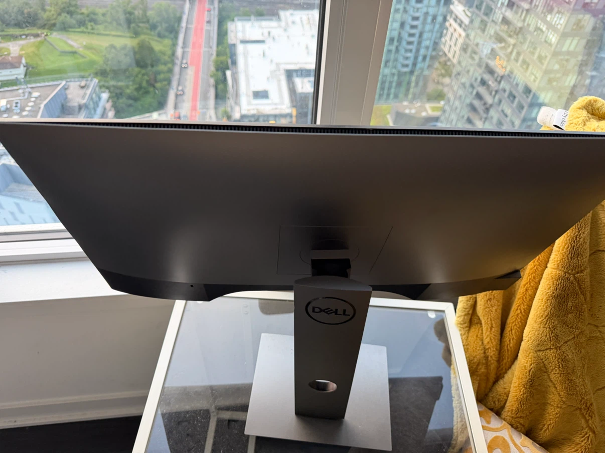 Dell UltraSharp U2719D 27” QHD (1440p) IPS Monitor – Like New - photo 3