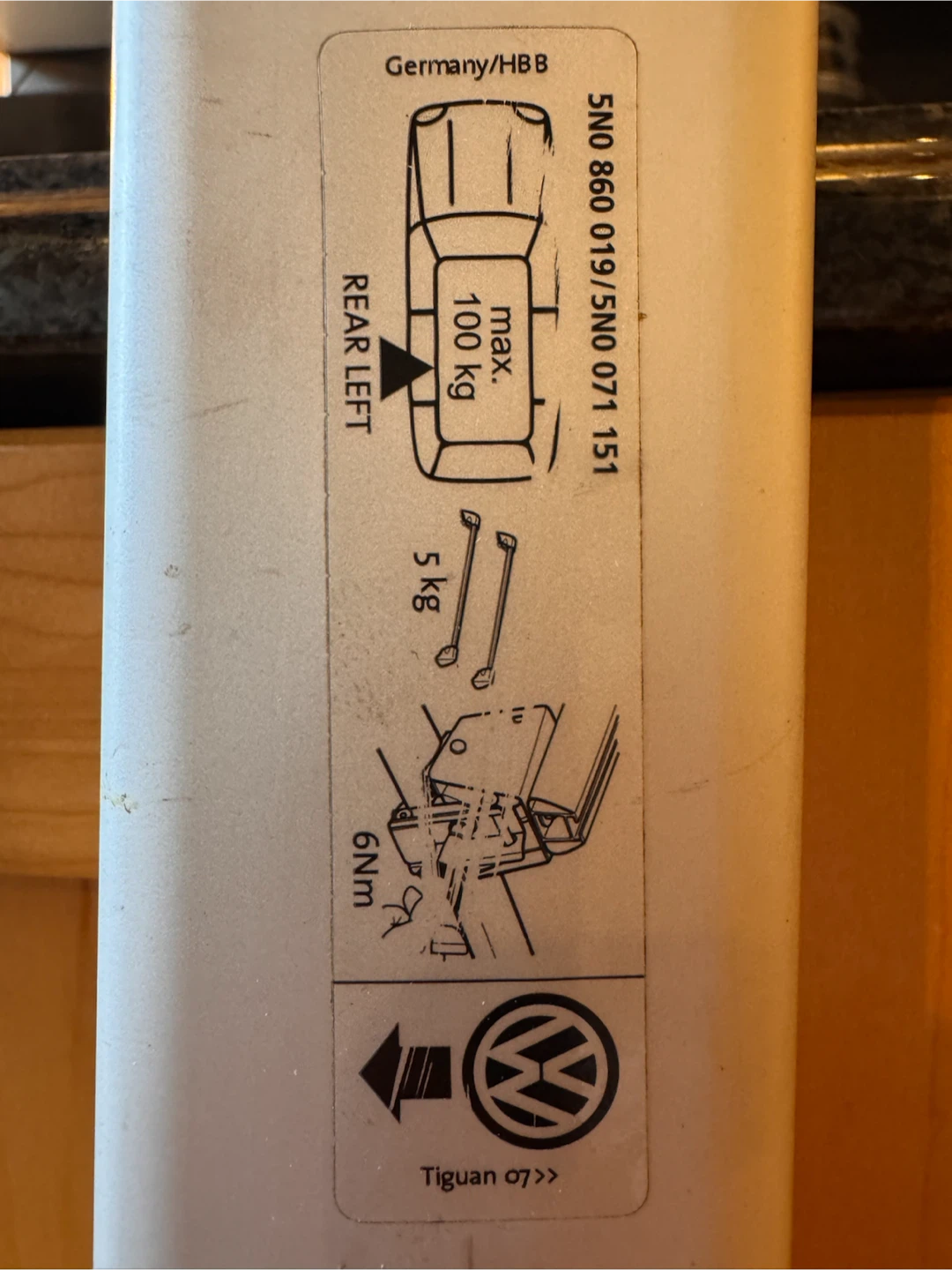 Volkswagen Tiguan Roof Rack Cross Bars // 2007-2016 Models - photo 4