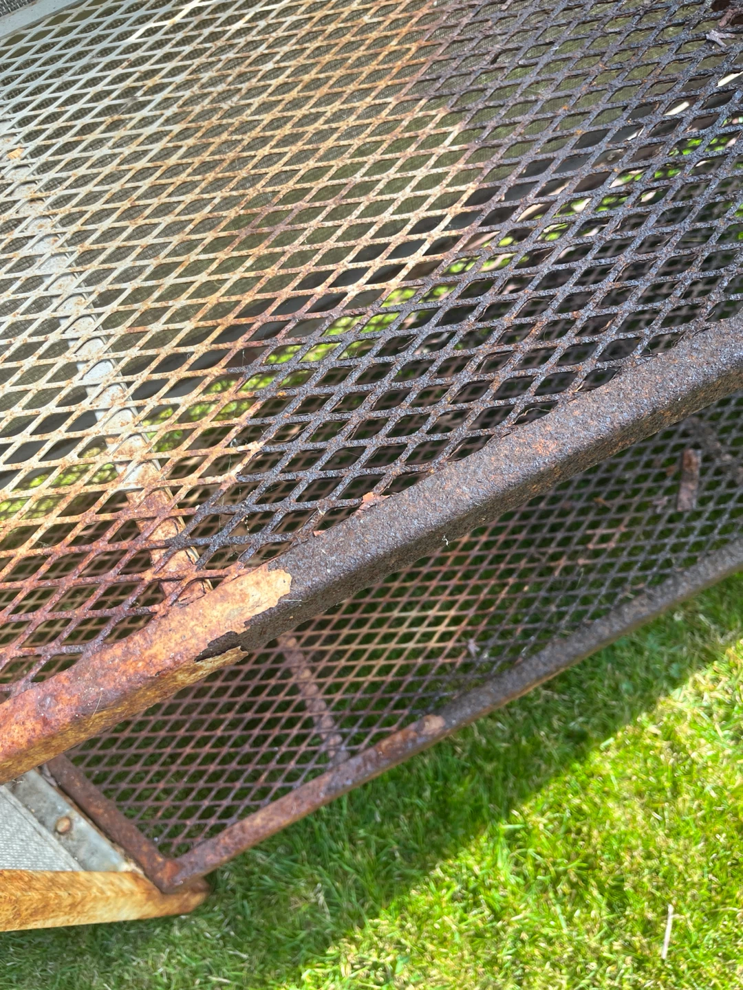 Vintage outdoor bar/ Storage Cabinet - photo 5