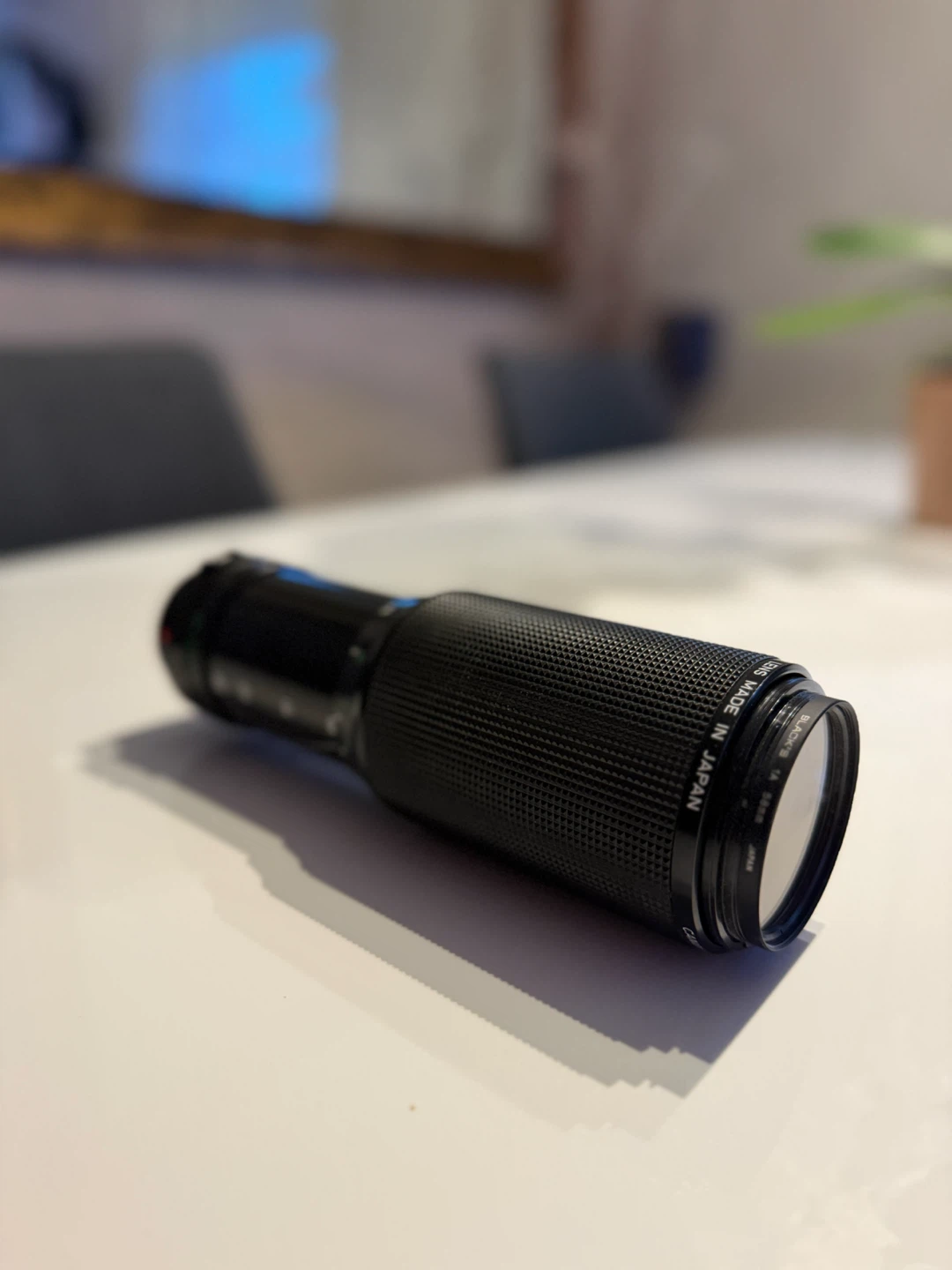 Canon FD 80-200mm f/4 Zoom Lens - photo 2