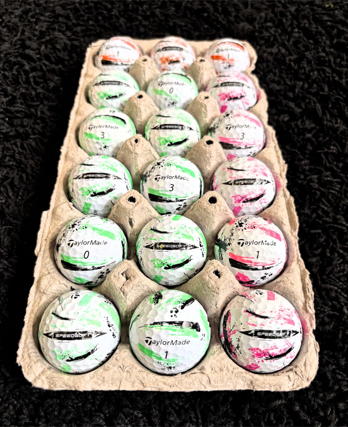 18 Taylormade Speedsoft Ink Golf Balls