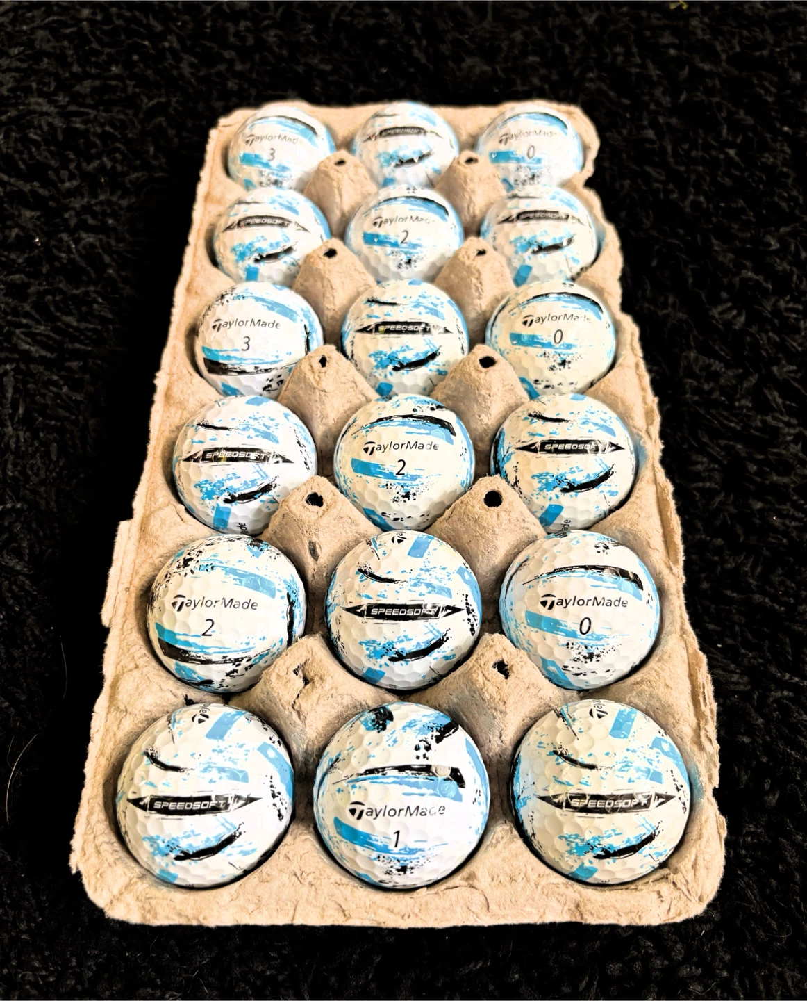 18 Taylormade Blue Speedsoft Ink Golf Balls