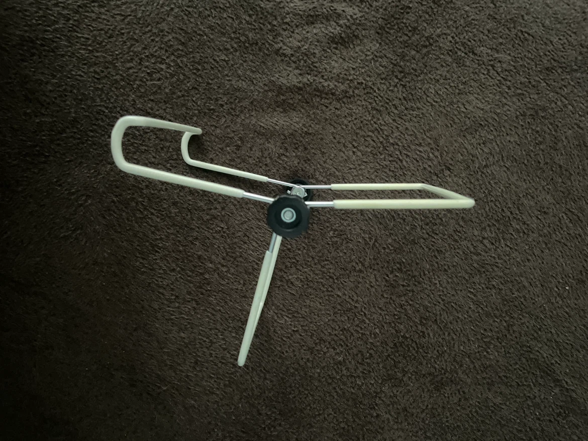 White Adjustable Page Holder Stand - photo 2