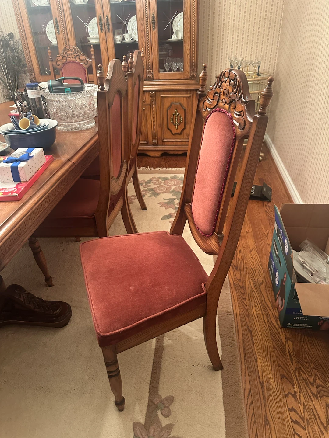 MOVING SALE Wooden Dining Table and Chairs Set - photo 4