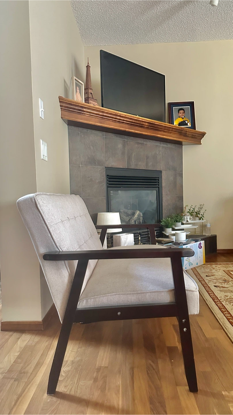 chair / seating - photo 3