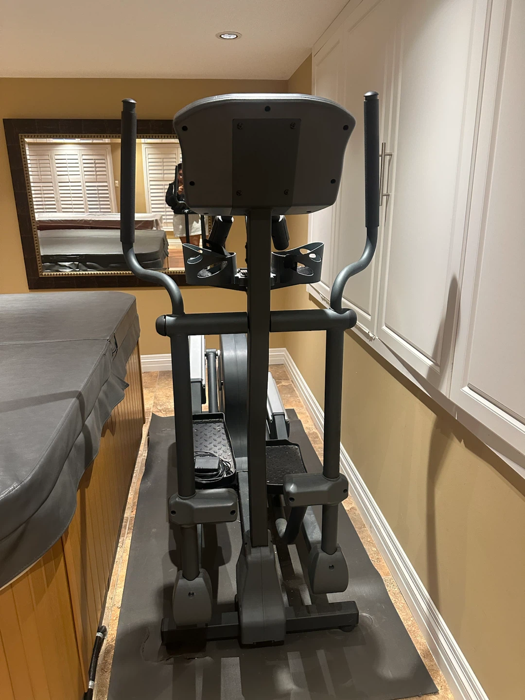 MOVING SALE Pacemaster Elliptical Machine