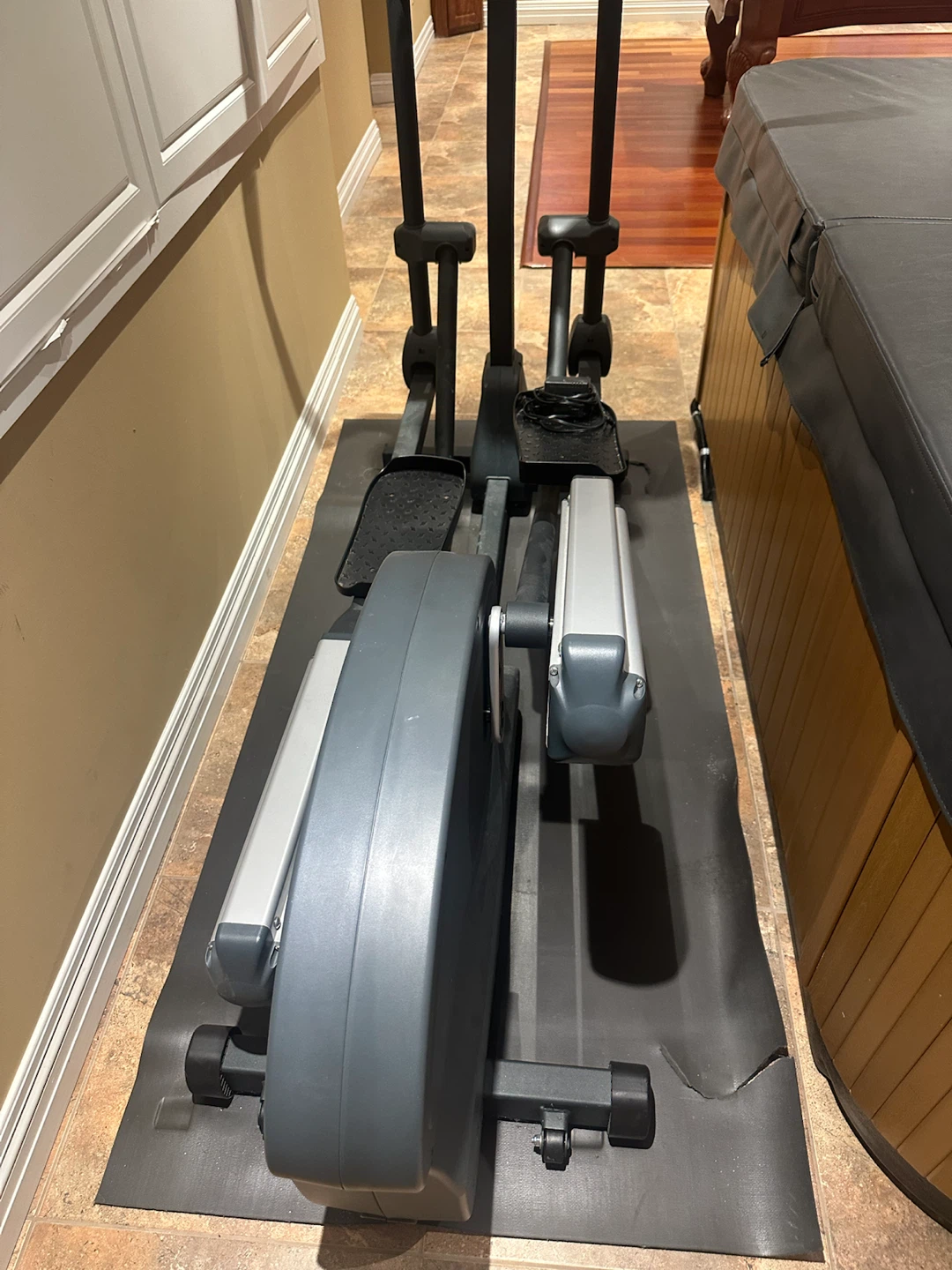 MOVING SALE Pacemaster Elliptical Machine - photo 3
