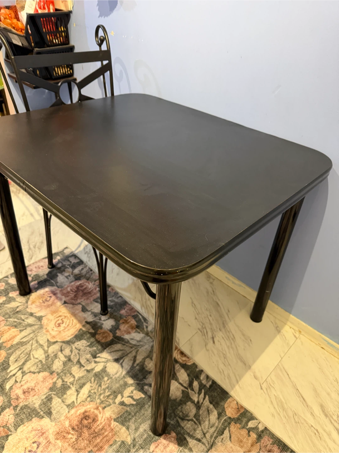 NEED GONE ASAP: Dining Table + 2 Dining chairs