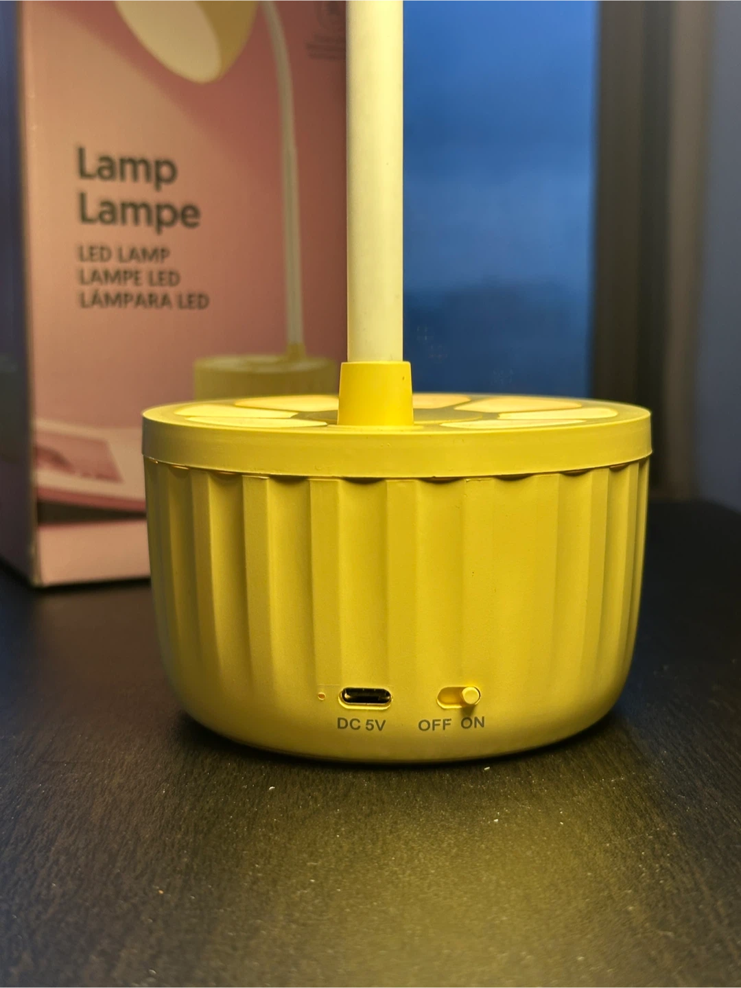 MINISO LED Desk Lamp - photo 3