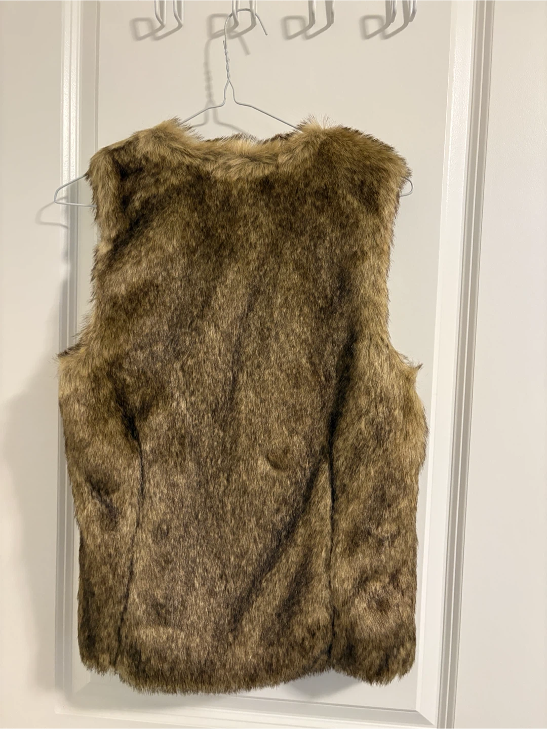 Dynamite Faux Fur Vest - photo 2