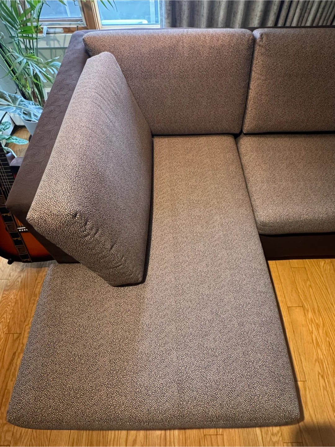 “Leggett & Platt” Sectional Couch & Bed - Made in USA, Like NEW! - photo 2