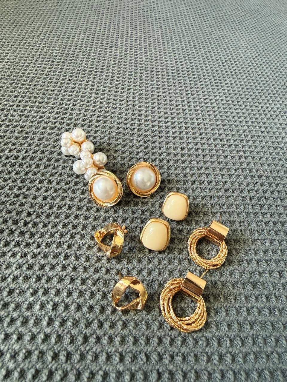 5-Pair Gold & Pearl Earring Set - photo 3
