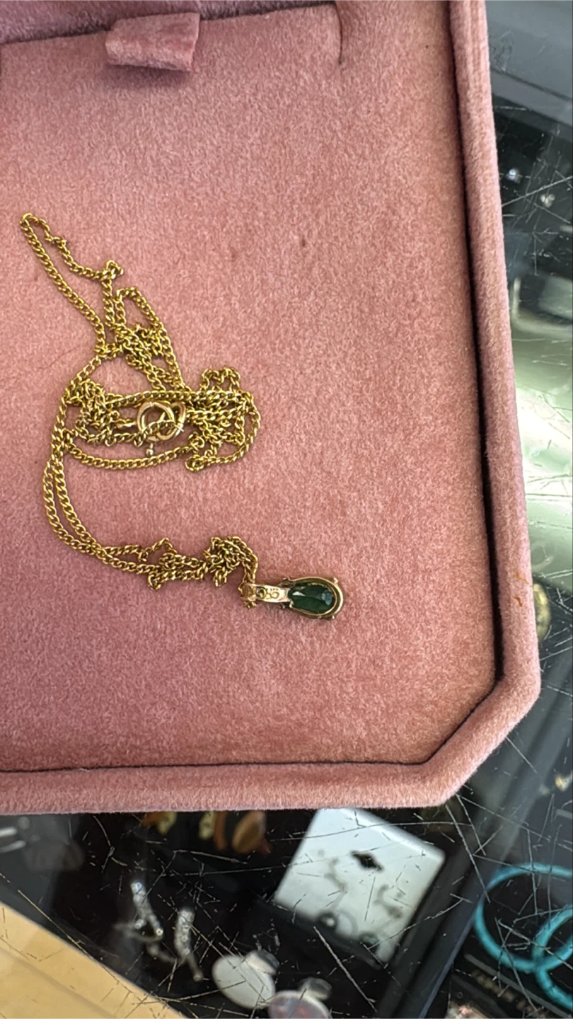 Gold 14 kt necklace with emerald pendant and diamond accent - photo 3