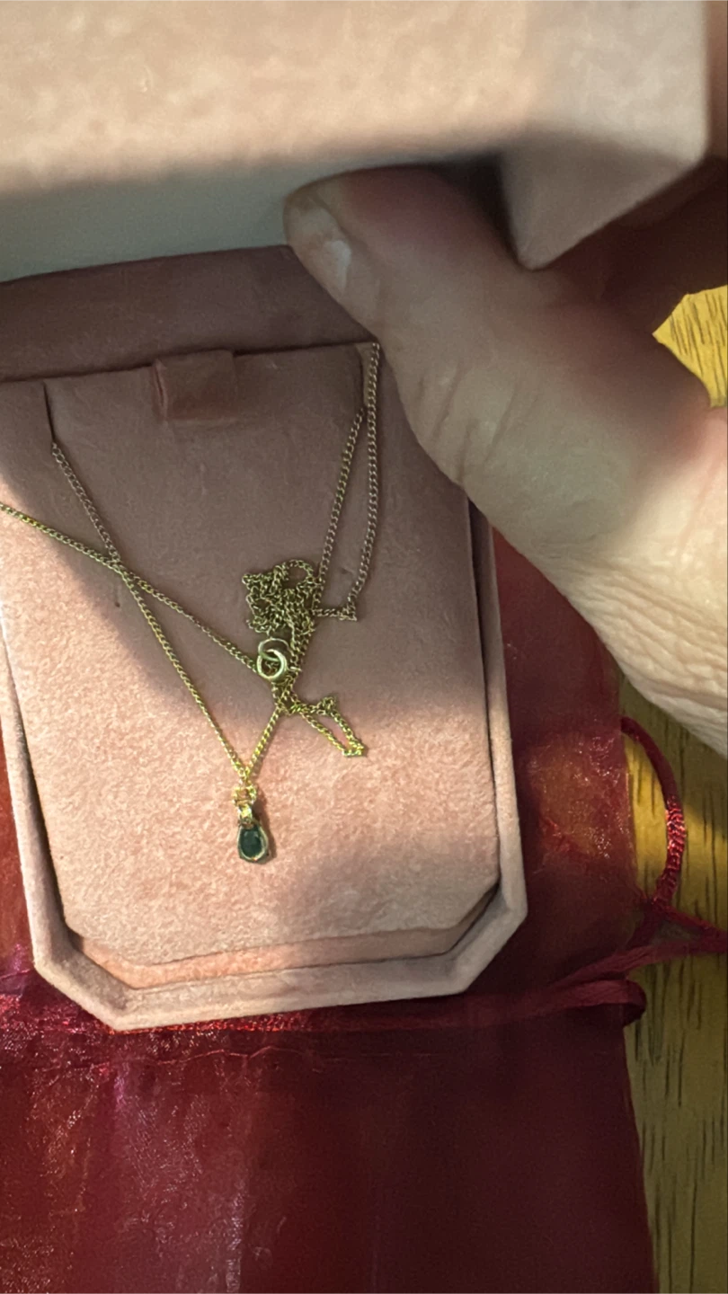 Gold 14 kt necklace with emerald pendant and diamond accent - photo 5