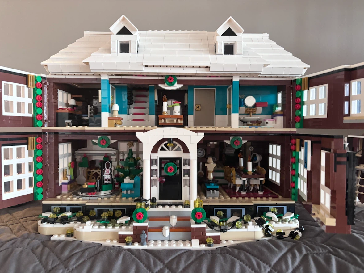 LEGO Ideas Home Alone House (21330) - photo 3