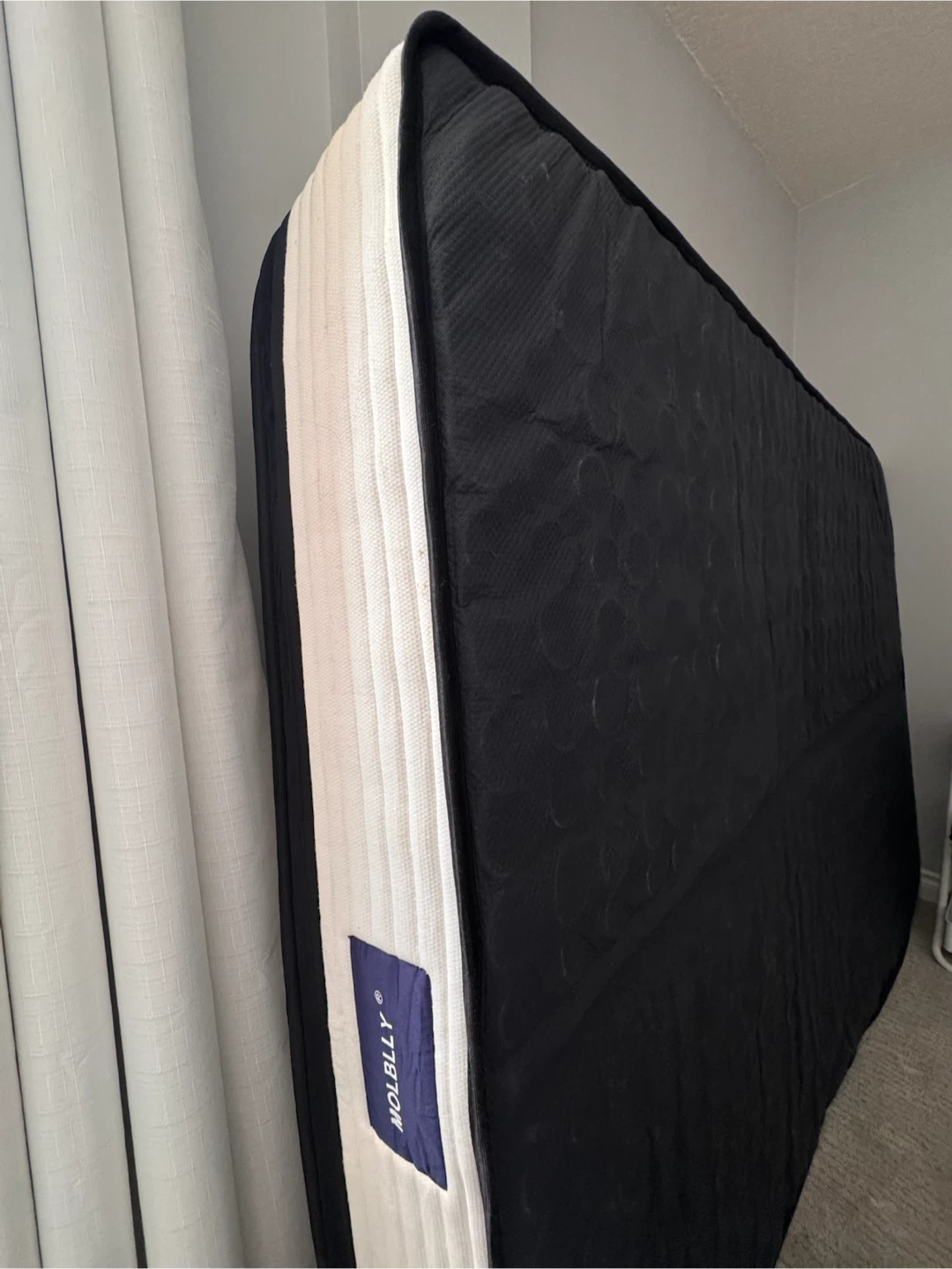 “MOLBLLY” Queen Mattress (Like NEW!) + Foldable Steel Bed Frame