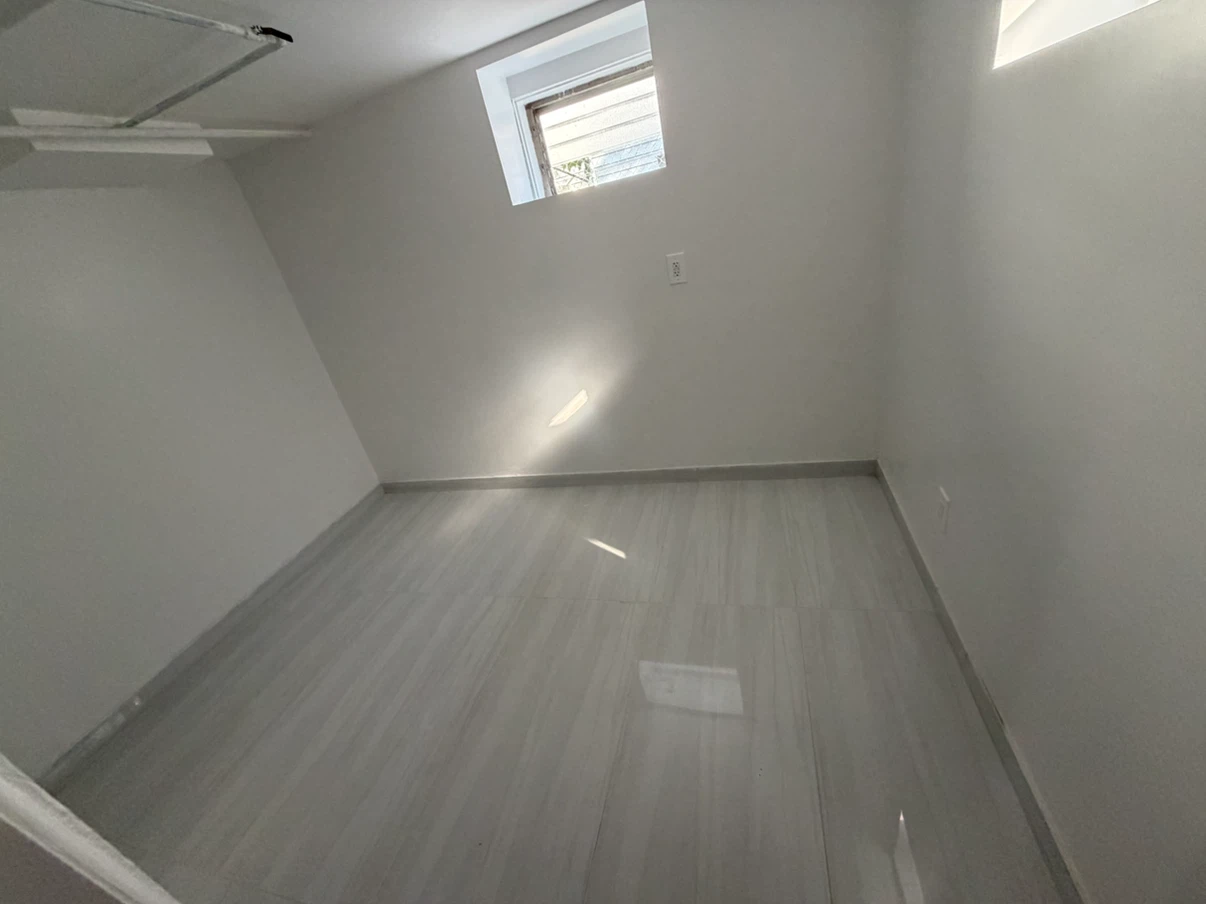 Rento habitación en Maspeth - photo 2