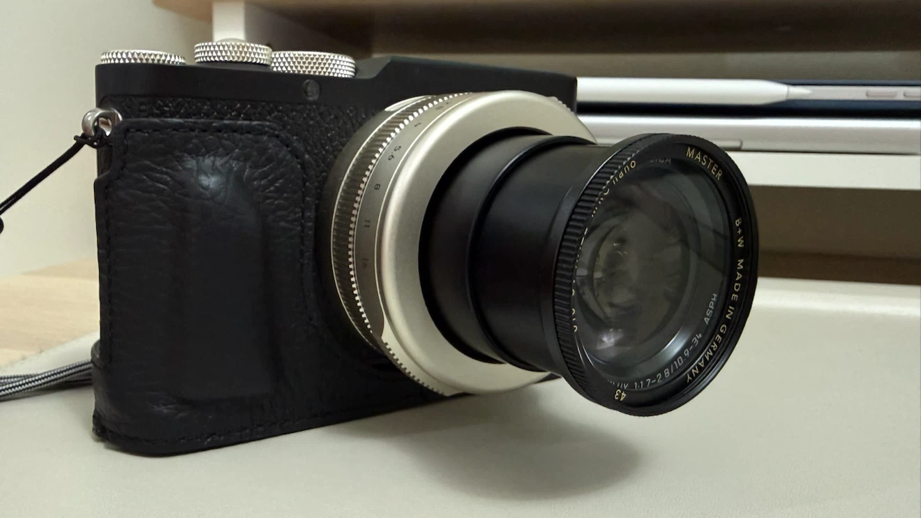 Leica D-Lux 8 “100 Years of Leica” Limited Edition Bundle - photo 4