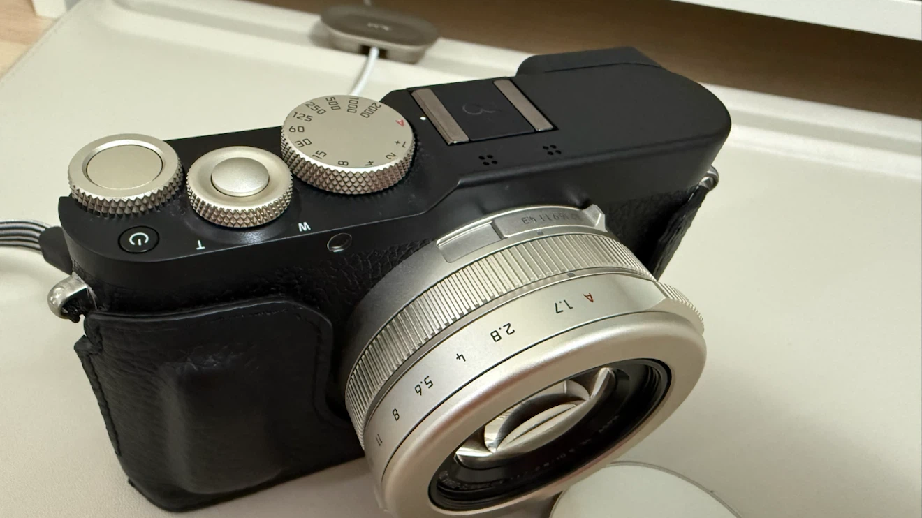 Leica D-Lux 8 “100 Years of Leica” Limited Edition Bundle - photo 5