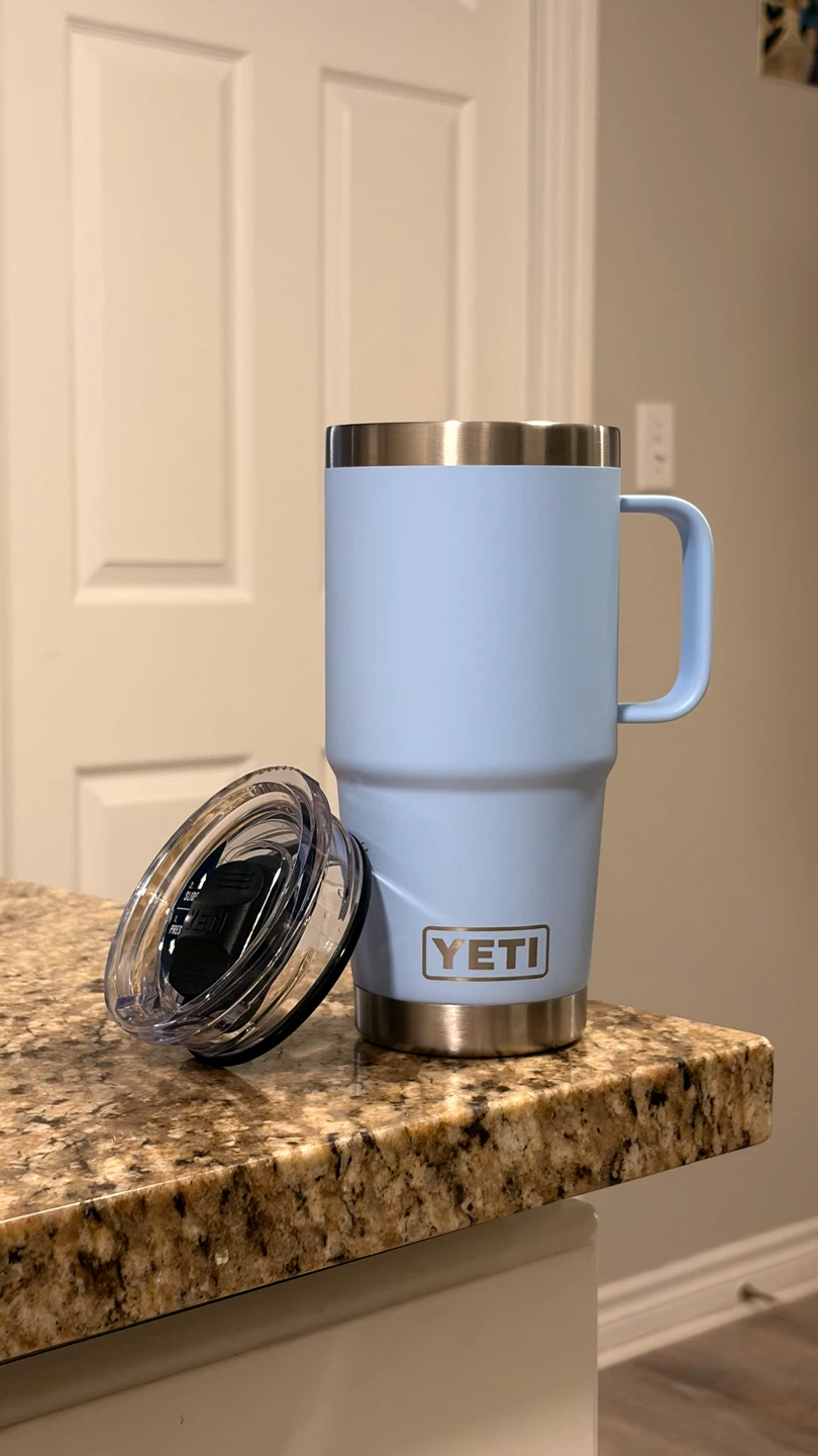 YETI (Rambler Travel Mug 20 Oz)
