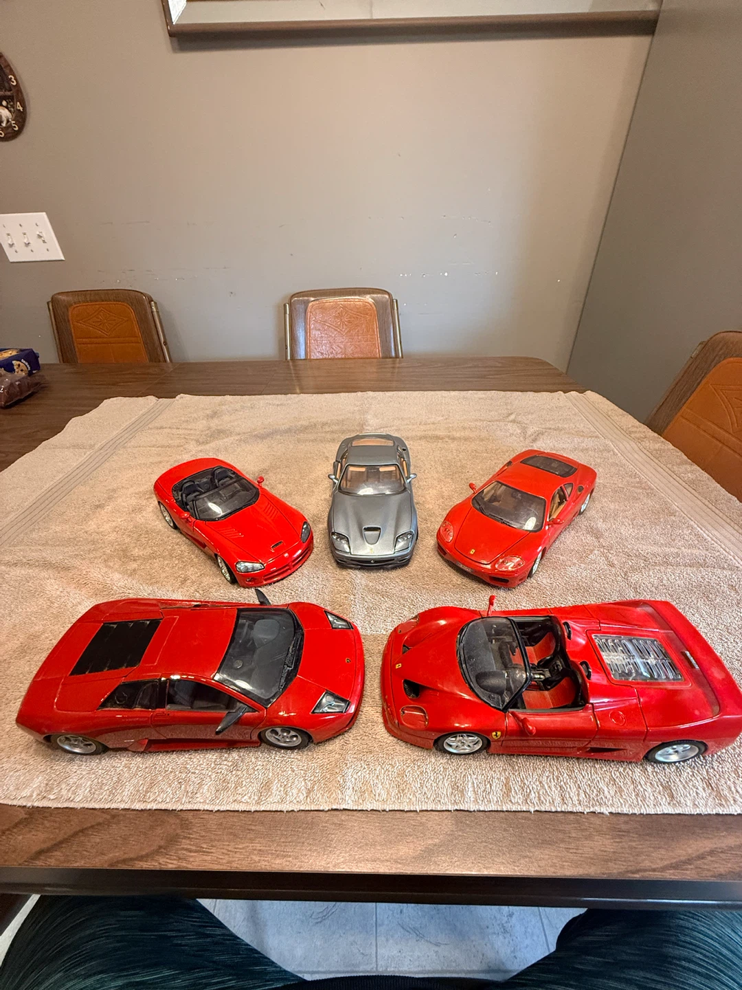 DIE-CAST CARS – LOOKING FOR A NEW GARAGE HOME! - photo 5