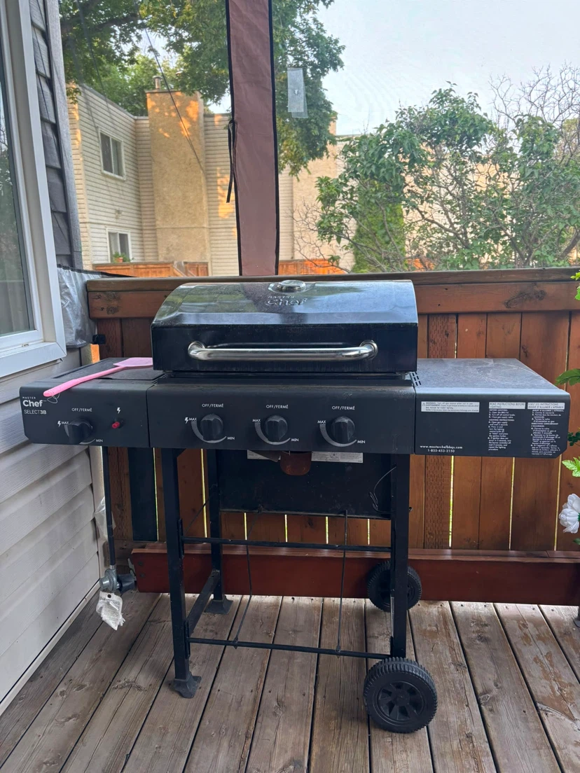 Master Chef Select 3-Burner BBQ Grill