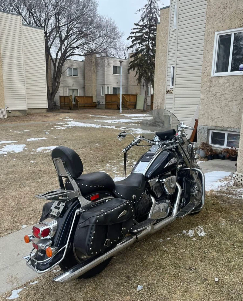 Suzuki Boulevard Cruiser Motorcycle - photo 4
