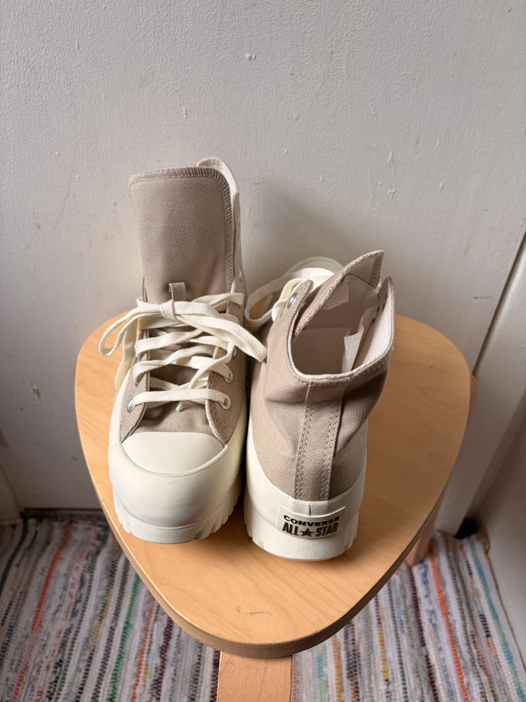 Converse size man’s 7 womens 9 - photo 5