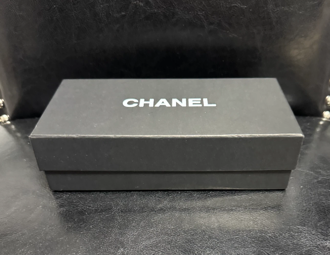 Chanel Gift Box - photo 2