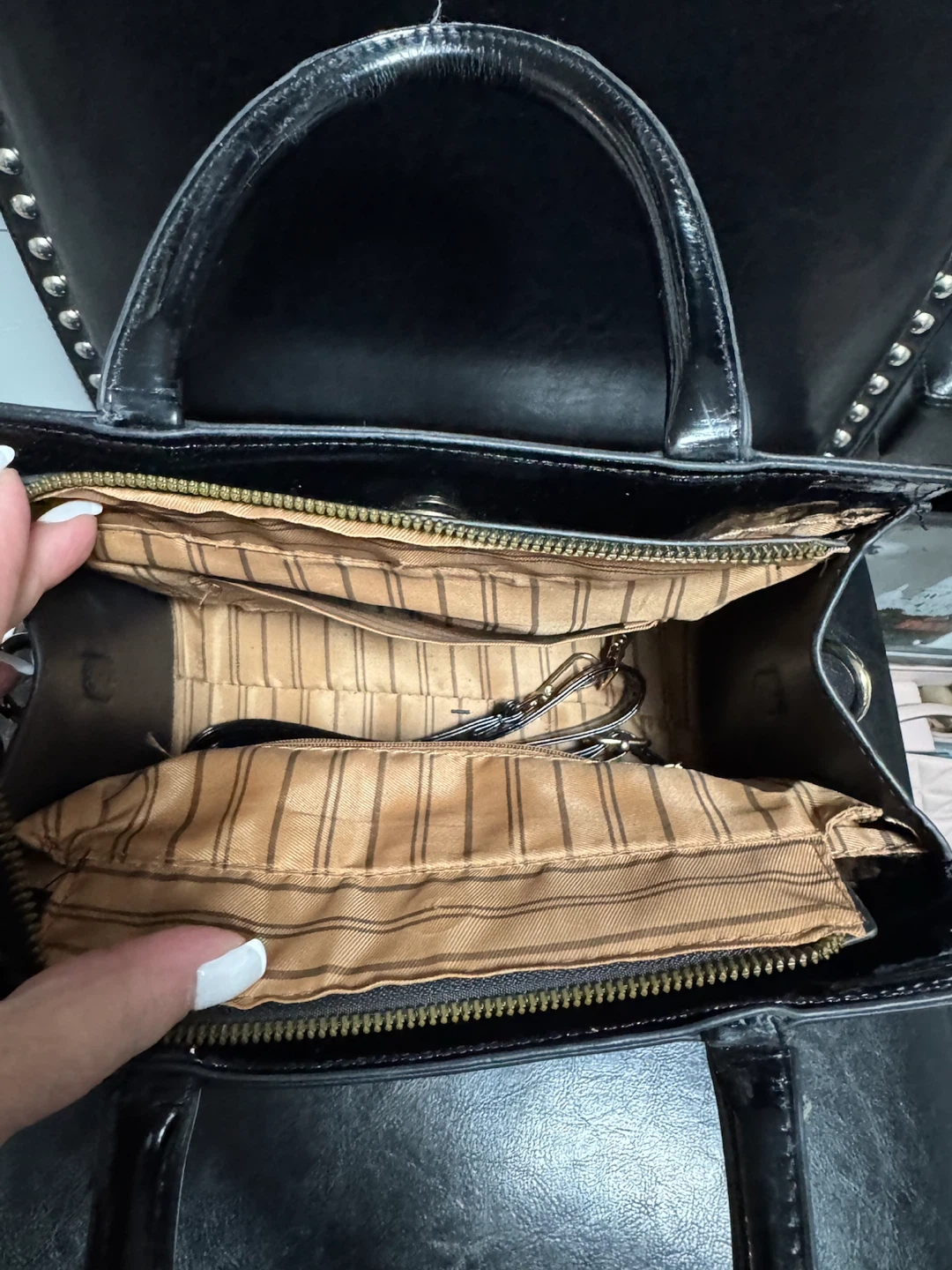 Black Patent Croc Handbag - photo 3