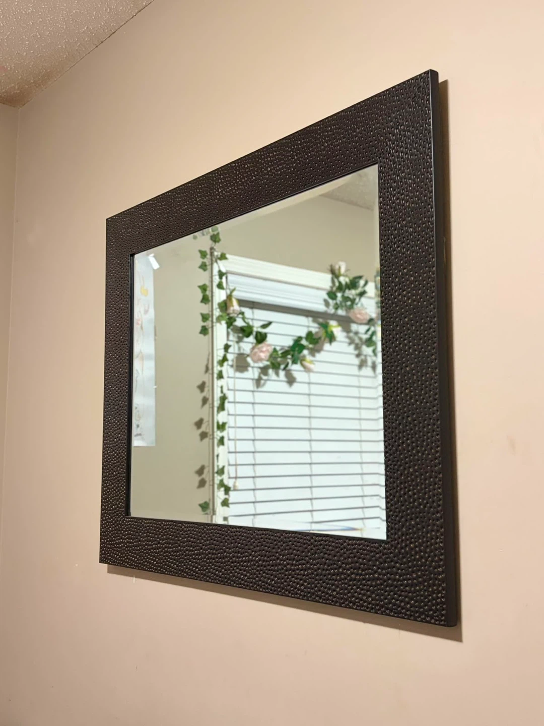 Textured Frame Wall Mirror