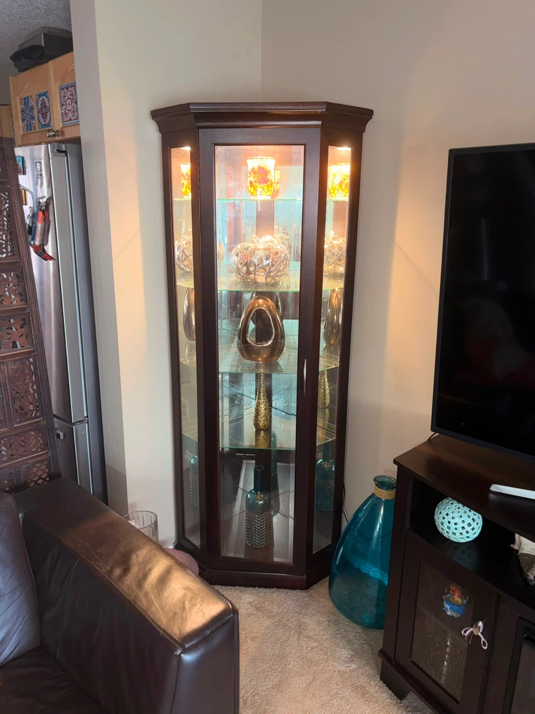 Corner Curio Cabinet with Glass Shelves - photo 3