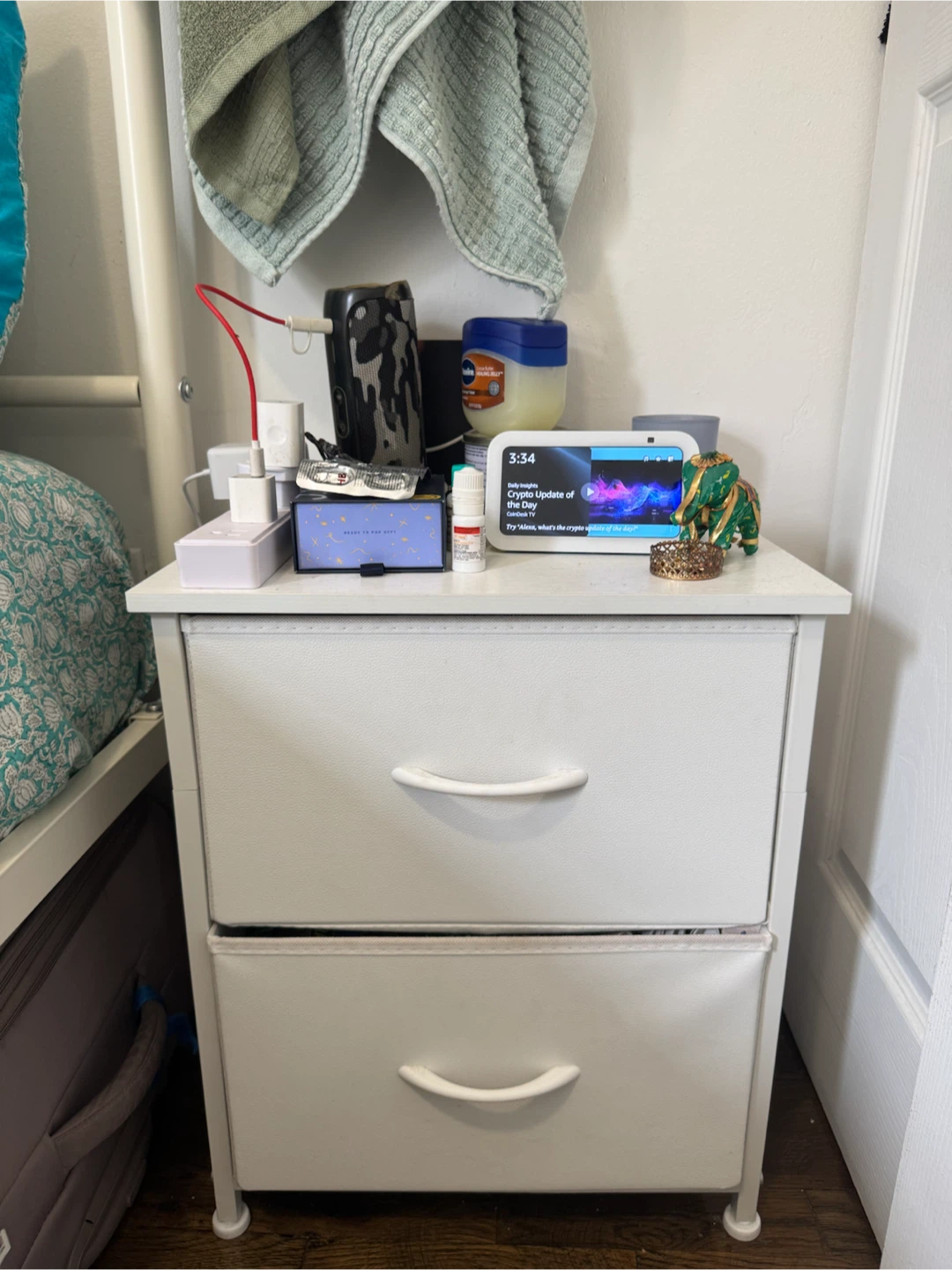 White 2-Drawer Nightstand - photo 2