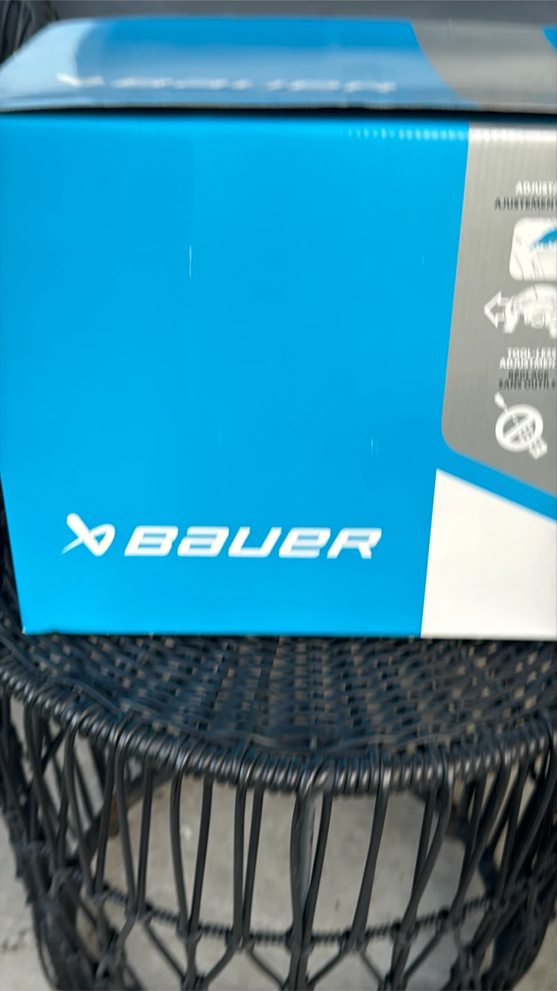For Sale: Bauer RE-AKT 55 Hockey Helmet Combo Medium – Black - photo 2
