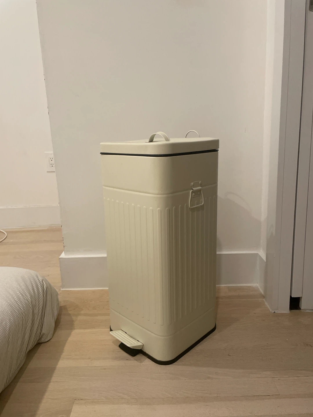 Cream Metal Pedal Trash Can