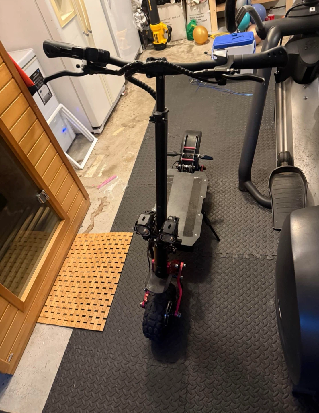 Dual motor electric scooter