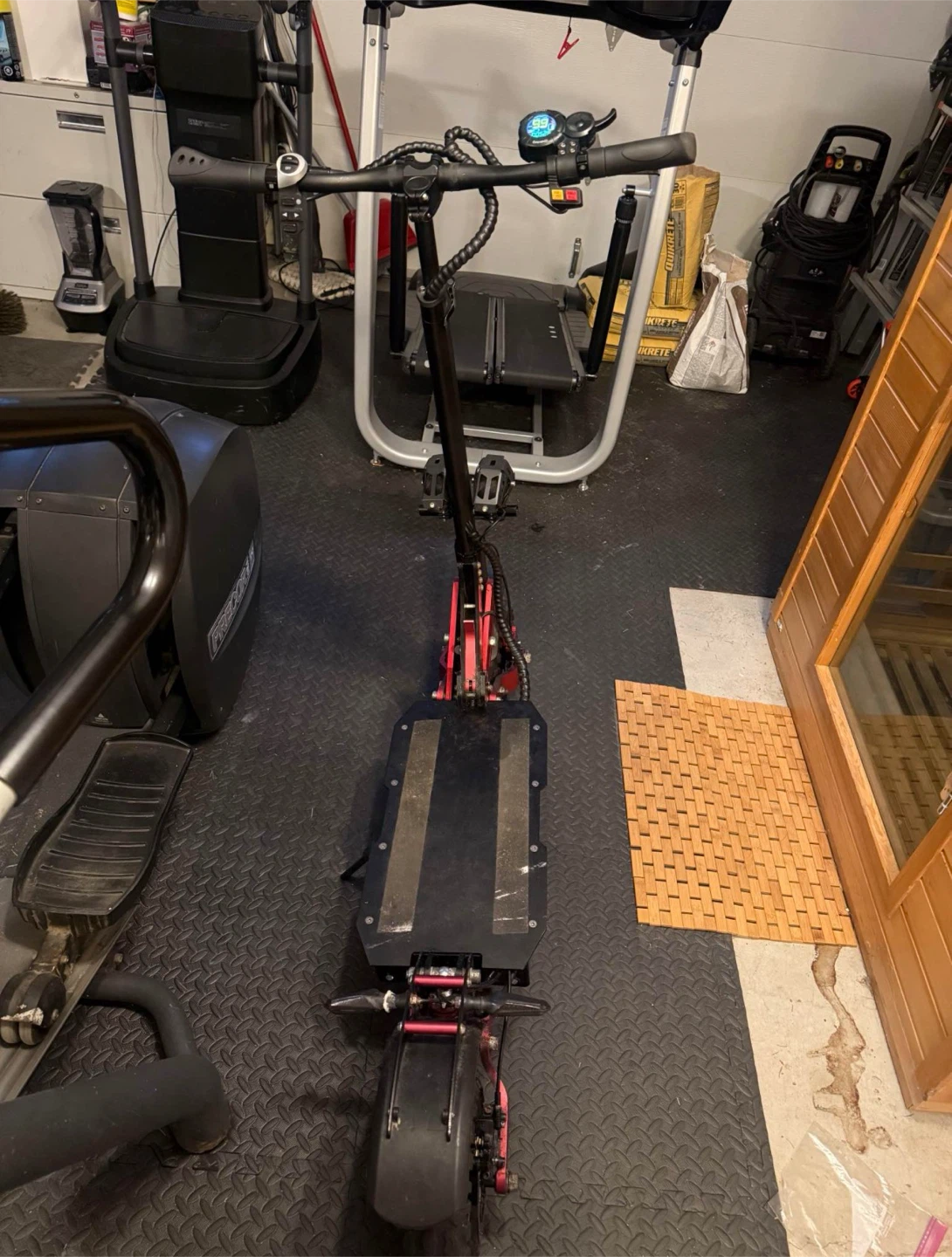 Dual motor electric scooter - photo 3