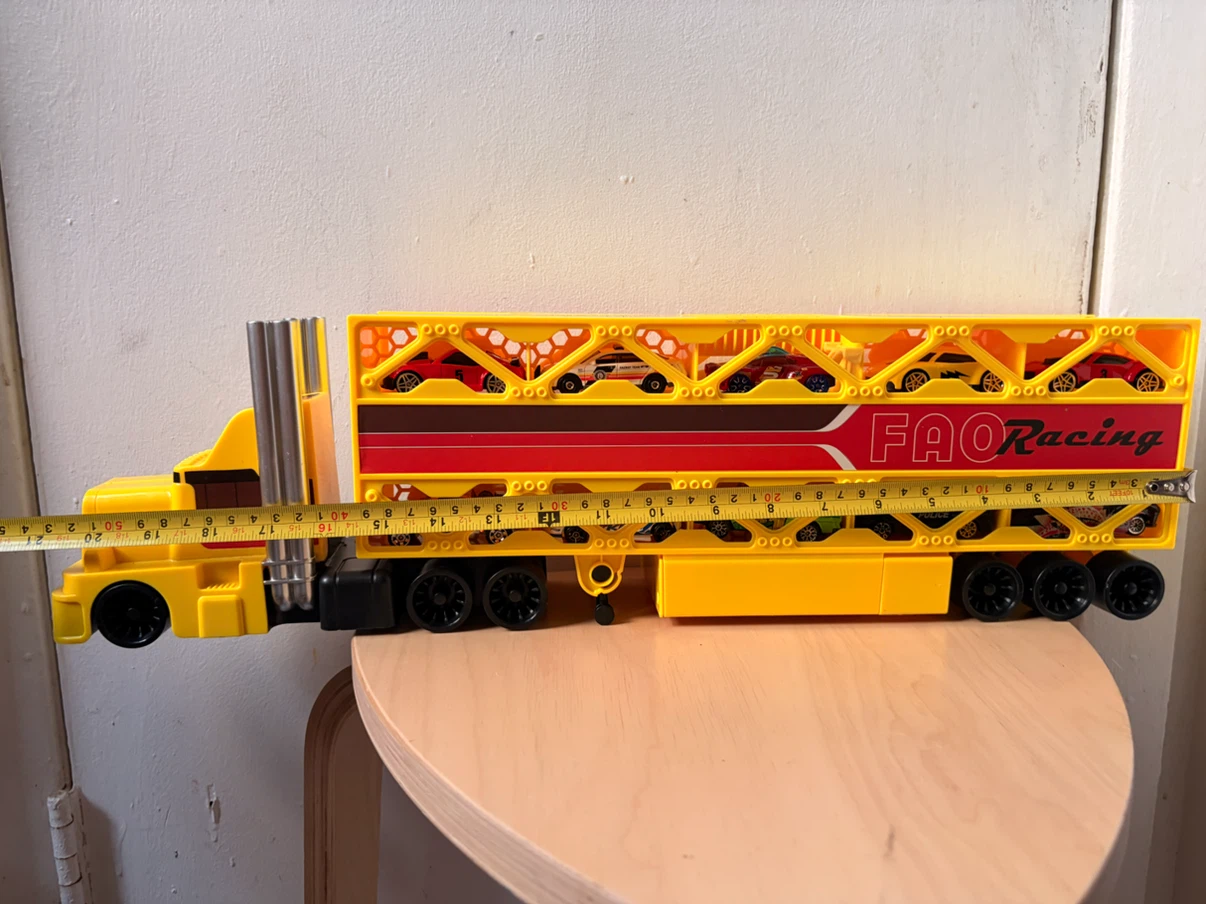 Truck carrier with 20 cars - photo 2