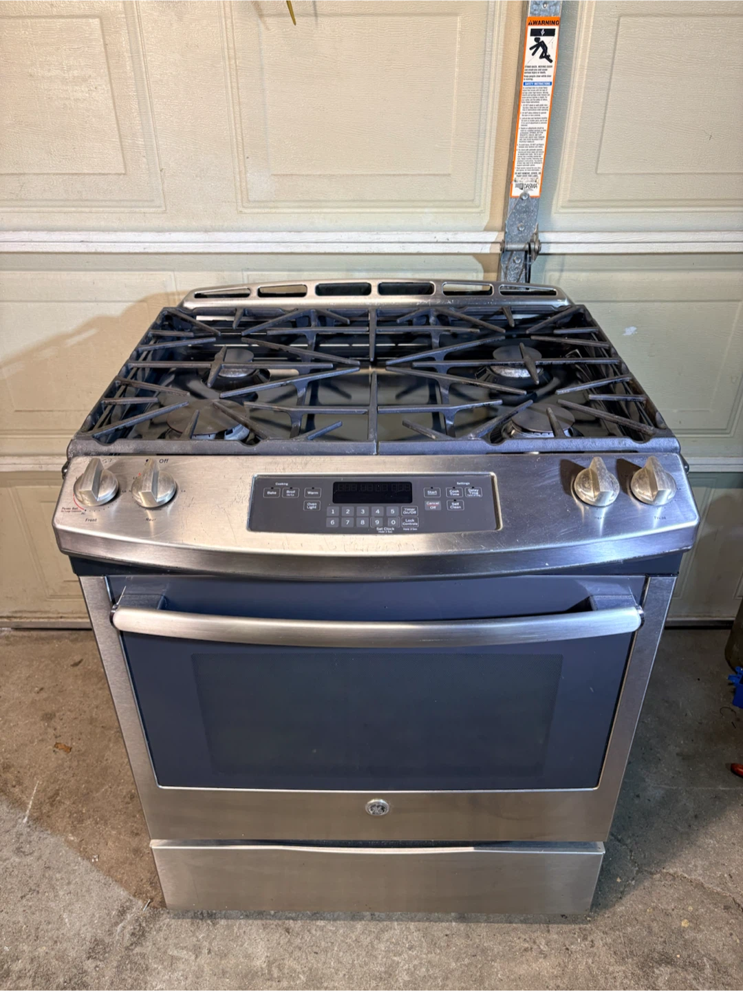GE gas stove 30”