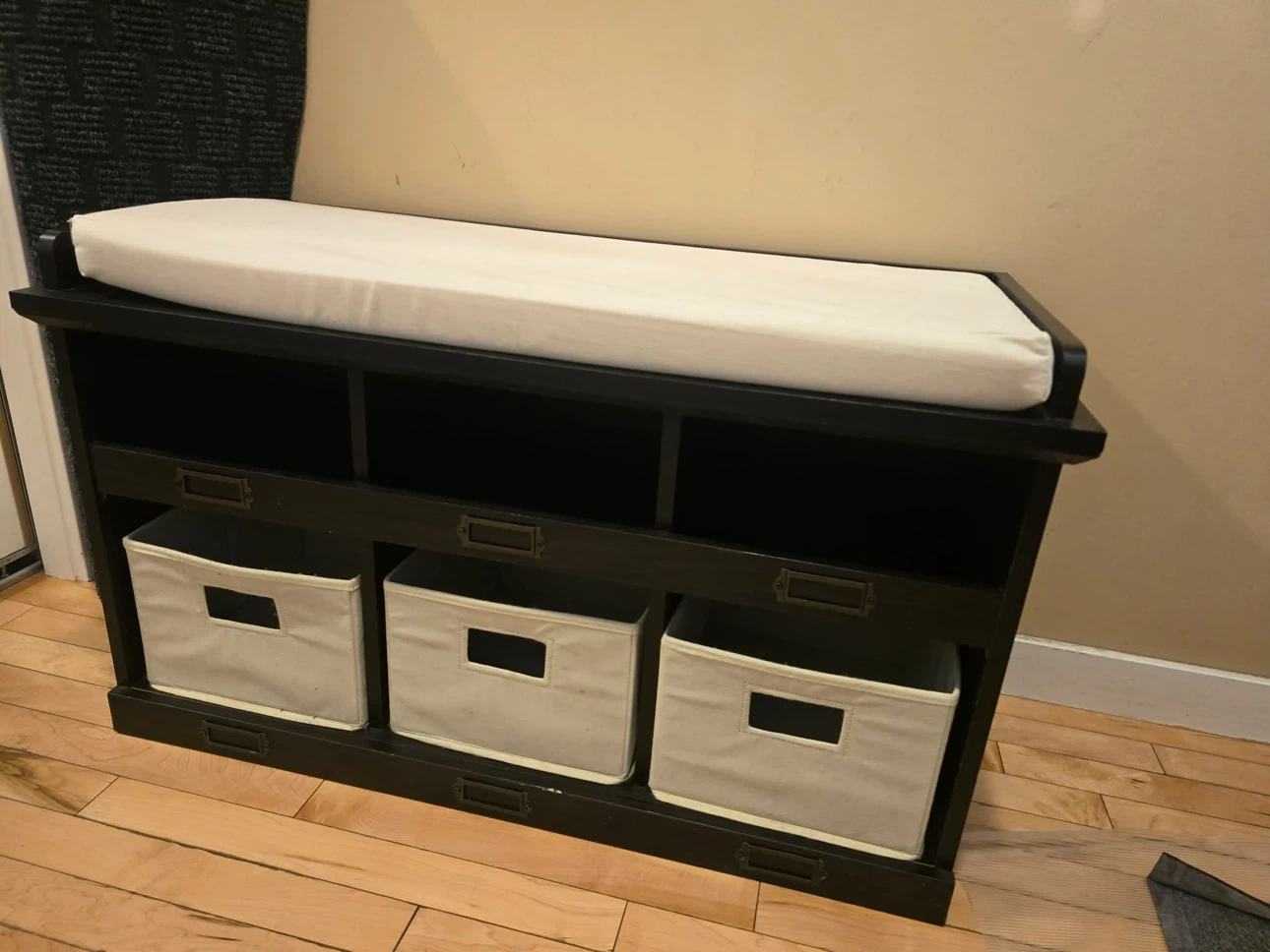 Black Entryway Bench with 3 Storage Cubbies and Baskets