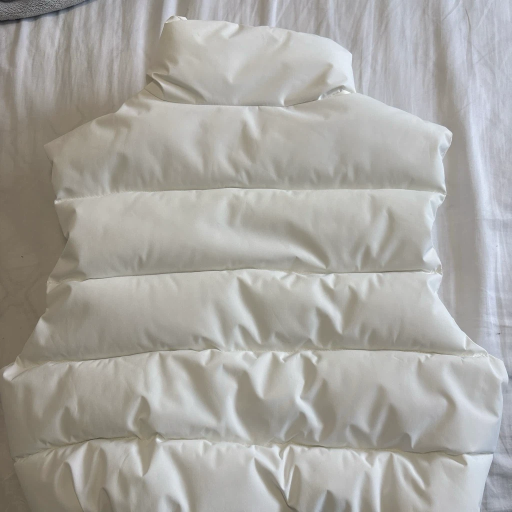 White Puffer Vest - photo 2