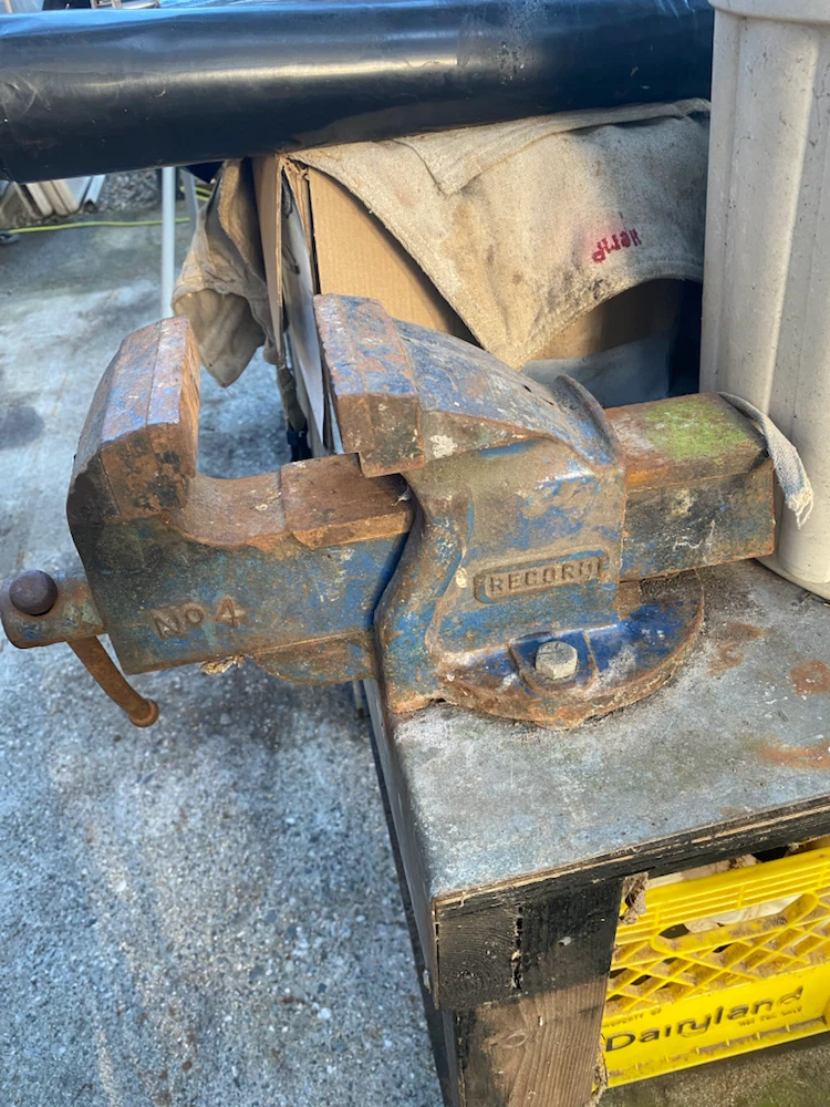 Record "No. 4" Vise