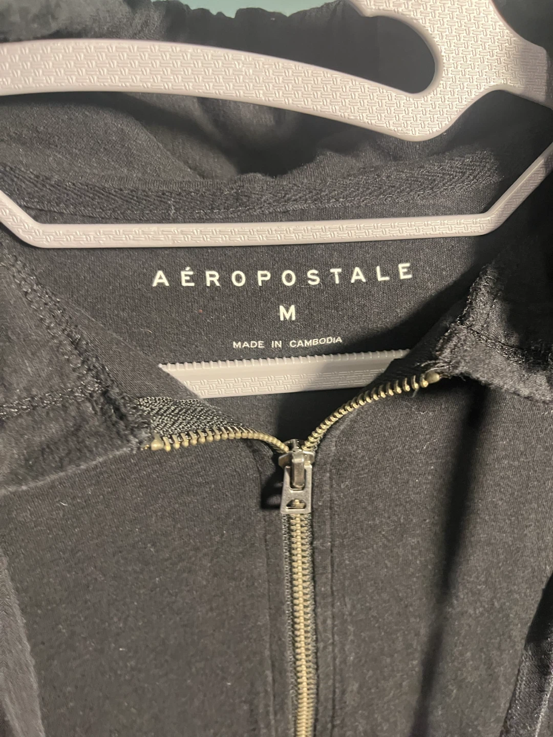 AEROPOSTALE Black Zip-Up Hoodie - Size Medium - photo 2